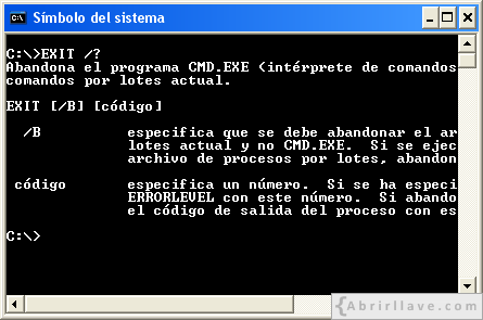 Ventana del Símbolo del sistema mostrando información de ayuda del comando help - Ejemplo del tutorial de CMD de {Abrirllave.com