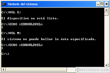 Ventana del Símbolo del sistema ejecutando vol asignando un uno a ERRORLEVEL - Ejemplo del tutorial de CMD de {Abrirllave.com